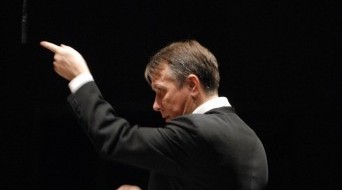 Conductor – Mikhail Pletnyov