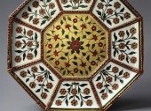 Tray. Great Mongol dynasty. XVI century.