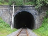 Tunnel at the station Half