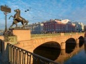 Anichkov Bridge