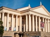 Winter theater