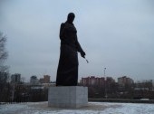 Monument of the grieving mother