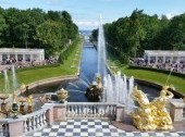 Peterhof-Palace-Grand-Cascade
