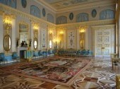 Room of gilt, carved wood and mirrors