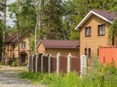 Cottage by the Ob river