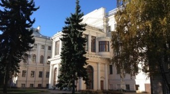 Anichkov Palace