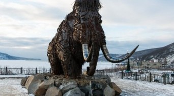 Sculpture "Time" (monument to Mammoth)