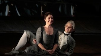 Alina Yarovaya as Despina.  Nikolai Kazansky as Don Alfonso.