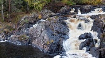 Small cascade waterfalls on the river Tohmajoki