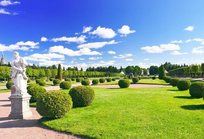 Upper Garden in Peterhof