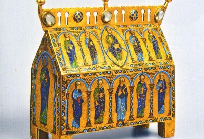 Hermitage Gold Room - Golden coin box. France, 13th century