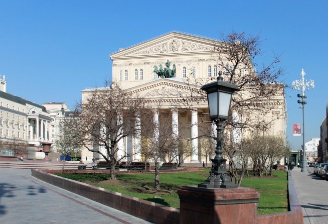 Teatralnaya Square