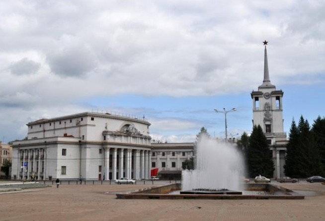 Square of the Soviet Army