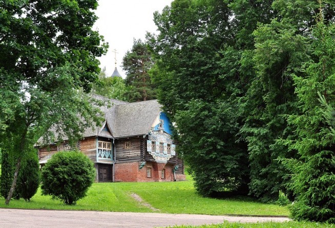 Talashkino Manor