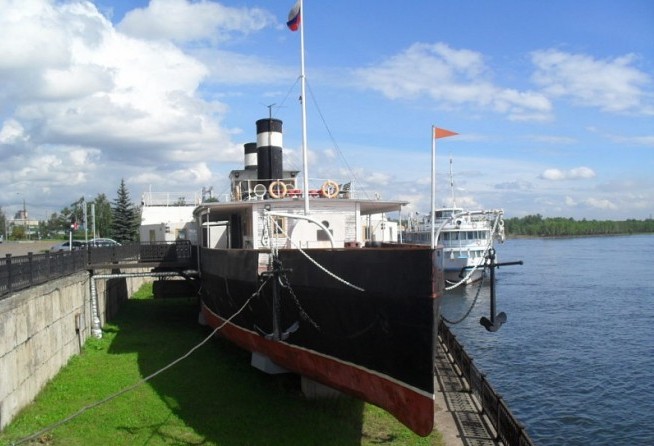 St. Nicholas Memorial Steamship