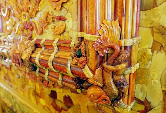 Catherine Palace and restored Amber Room