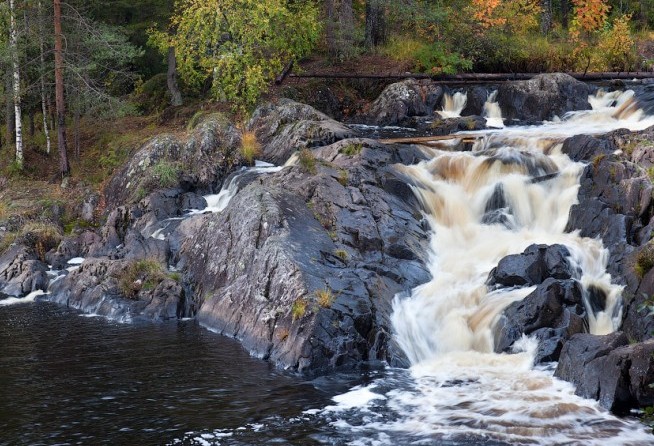 Small cascade waterfalls on the river Tohmajoki