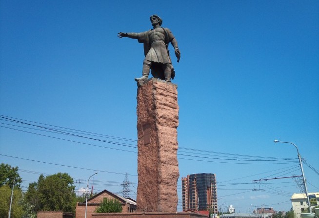 Monument to Andrew Dubenskoy