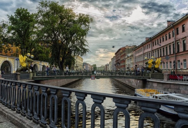 Bank Bridge