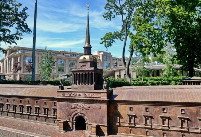 Mini City in the Alexander Park. Layout of the Admiralty building